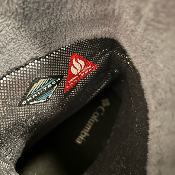 SOLD❗️Black Columbia winter boots - Picture 2 of 7